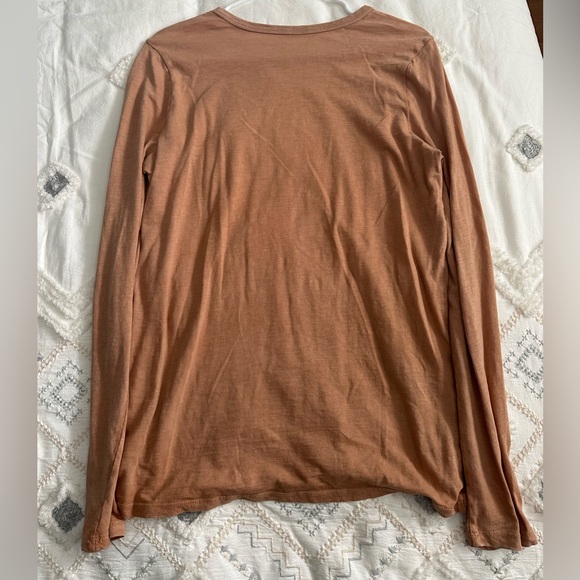 lightweight long sleeve shirt - Picture 3 of 3